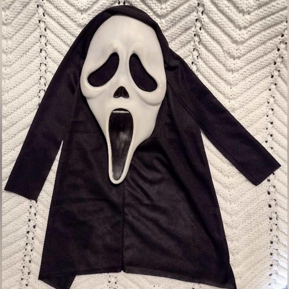Scream Ghostface Mask  Easter Unlimited Pre-owned 11 Inches Long